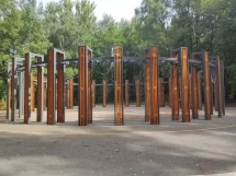 Качели многоместные