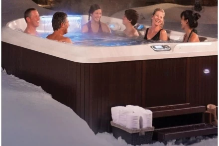 Бассейн СПА гидромассажный Jacuzzi J-495 (279х229х117см.), фото 1