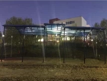 Арочный навес над тренажерной площадкой