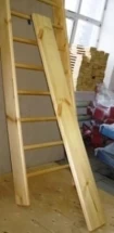 Доска наклонная гладкая для стенки гимн. с крючками