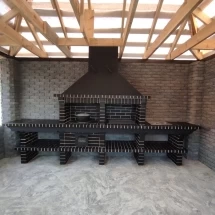 Печь Аристократ 736 Радиальный кирпич красный с коричневым