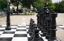 Шахматы гигантские (король 90 см) с пластиковой доской 3,3*3,3м