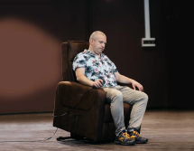 Массажное кресло EGO Lift Chair 4004 Шоколад