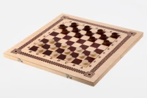 Игра три в одном (шахматы, шашки, нарды) (Орлов)
