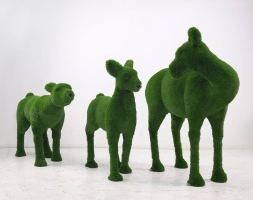 Топиари композиция Олени, мама с малышами - газон Deluxe Green, фото 2