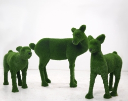 Топиари композиция Олени, мама с малышами - газон Deluxe Green, фото 1