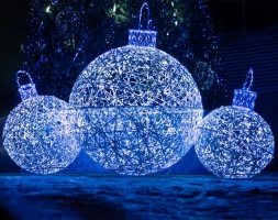 Световая композиция Ёлочные игрушки, фото 1