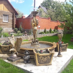 Фонтан Королевский с русалками и вазонами, фото 3