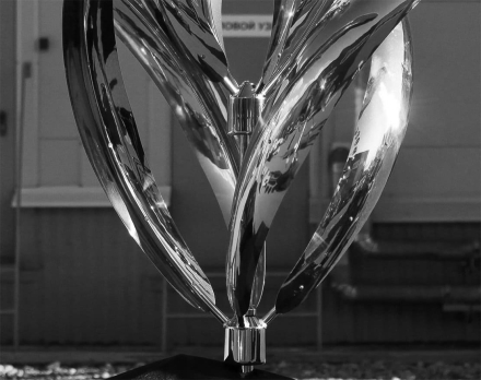 Скульптура из нержавеющей стали Ирис Стандартный размер, фото 3