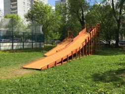 Зимняя деревянная игровая горка TORUDA Север 9 (скат 11.8 м), фото 2