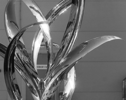 Скульптура из нержавеющей стали Ирис Увеличенный размер, фото 1