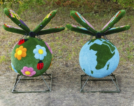 Топиари композиция поляна и глобус с Бабочками - газон Eco, фото 2