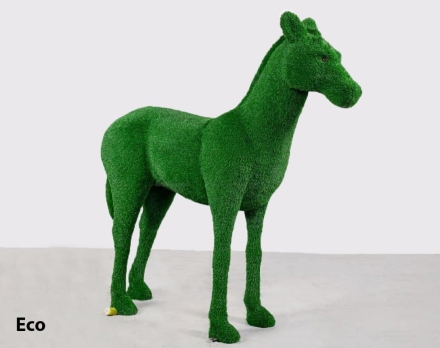 Топиари жеребенок Марс - газон Есо, фото 1