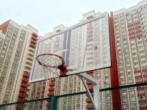 Щит баскетбольный игровой цельный из оргстекла 10 мм на металлической раме, 1800х1050, шт. Щит баскетбольный игровой цельный из оргстекла 10 мм на металлической раме, 1800х1050, шт.