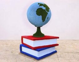 Топиари композиция глобус на книгах - газон Есо, фото 1