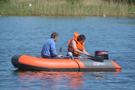 Надувная лодка BoatsMan BT330K, фото 18