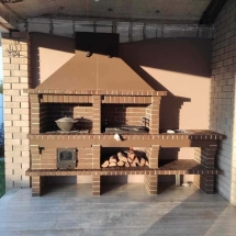 Печь Аристократ 730 Радиальный кирпич красный с коричневым