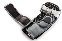 (UFC PRO Перчатки для спарринга серые S/M)