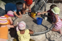 Детская площадка для игр с песком и водой Джурла, фото 2