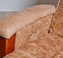 Массажное кресло OGAWA Cosmic Odyssey brown/light brown