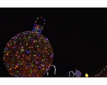 Светящаяся фигура Ёлочная игрушка на раме (диаметр 2 м)