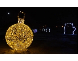 Светящаяся фигура Ёлочная игрушка на раме (диаметр 1,1 м), фото 4