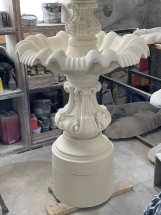 Фонтан трехъярусный классический белый