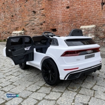 Электромобиль Audi Q8 BBH-1187 белый