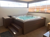 Спа-бассейн Jacuzzi J-235